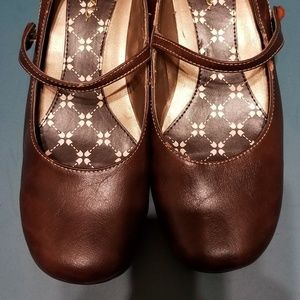 Cabrizi Mary Jane shoes